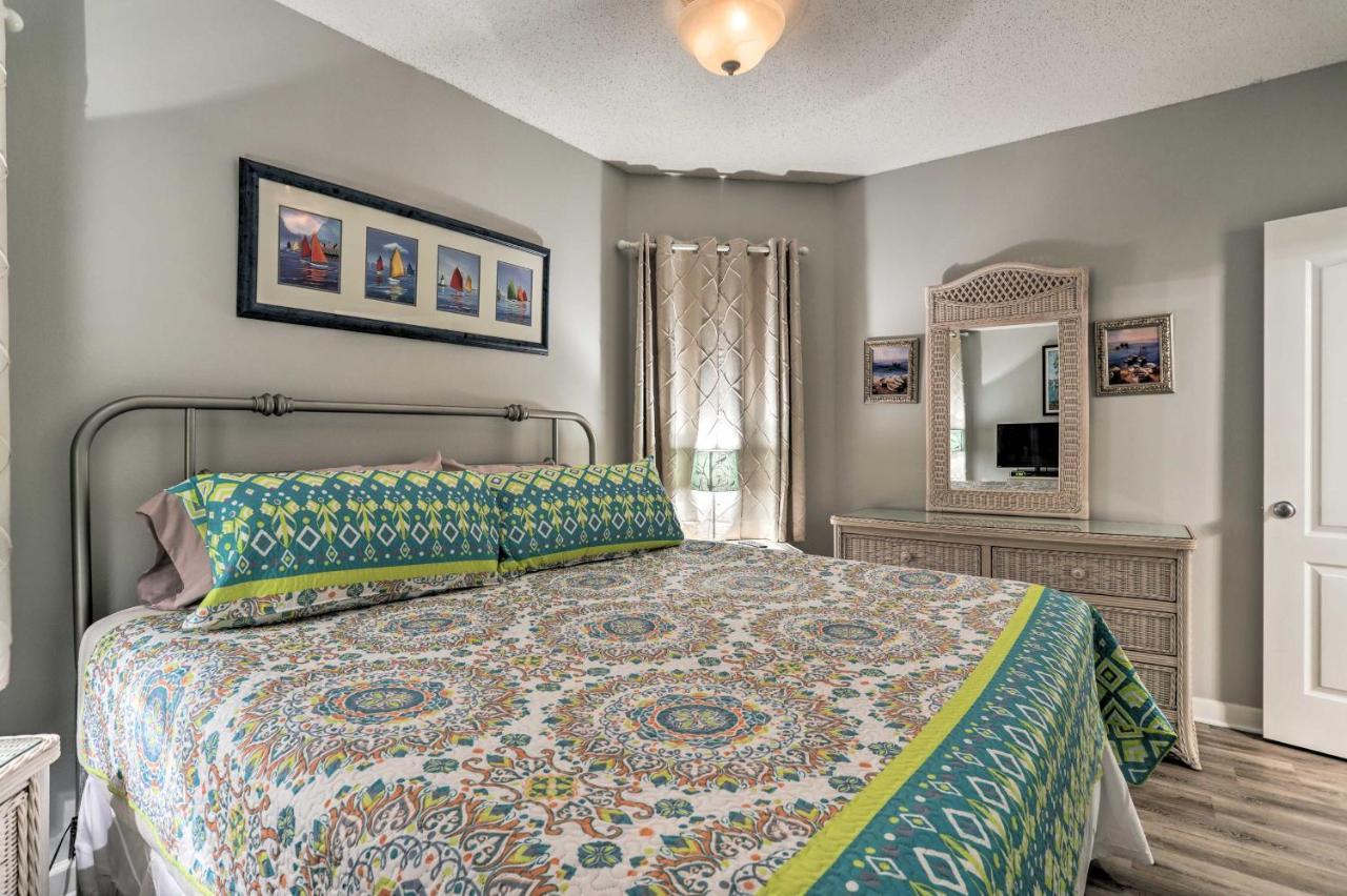 Beachfront Gulf Shores Condo With Pool Exterior photo